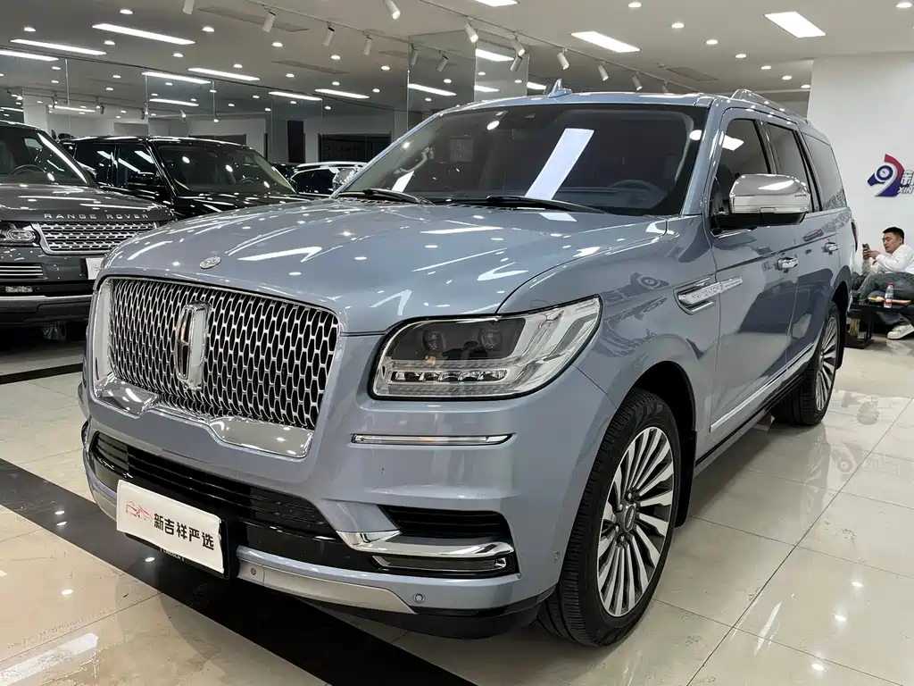 LINCOLN NAVIGATOR