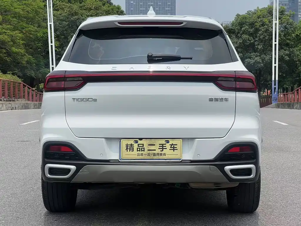 CHERY TIGGO 8