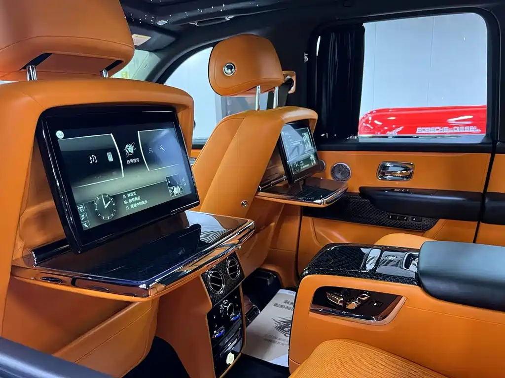 ROLLS-ROYCE CULLINAN