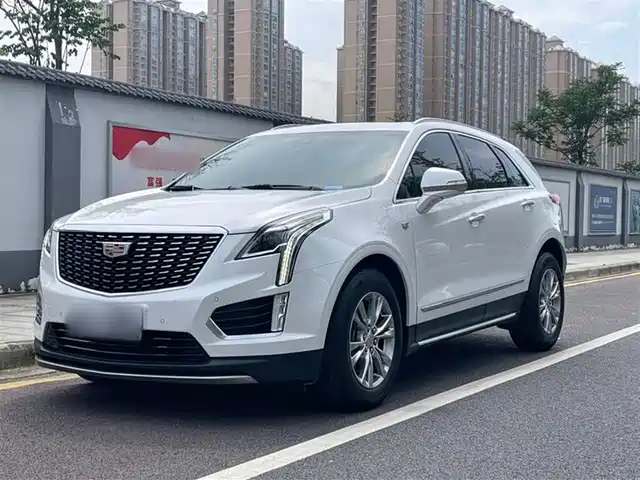 CADILLAC XT5