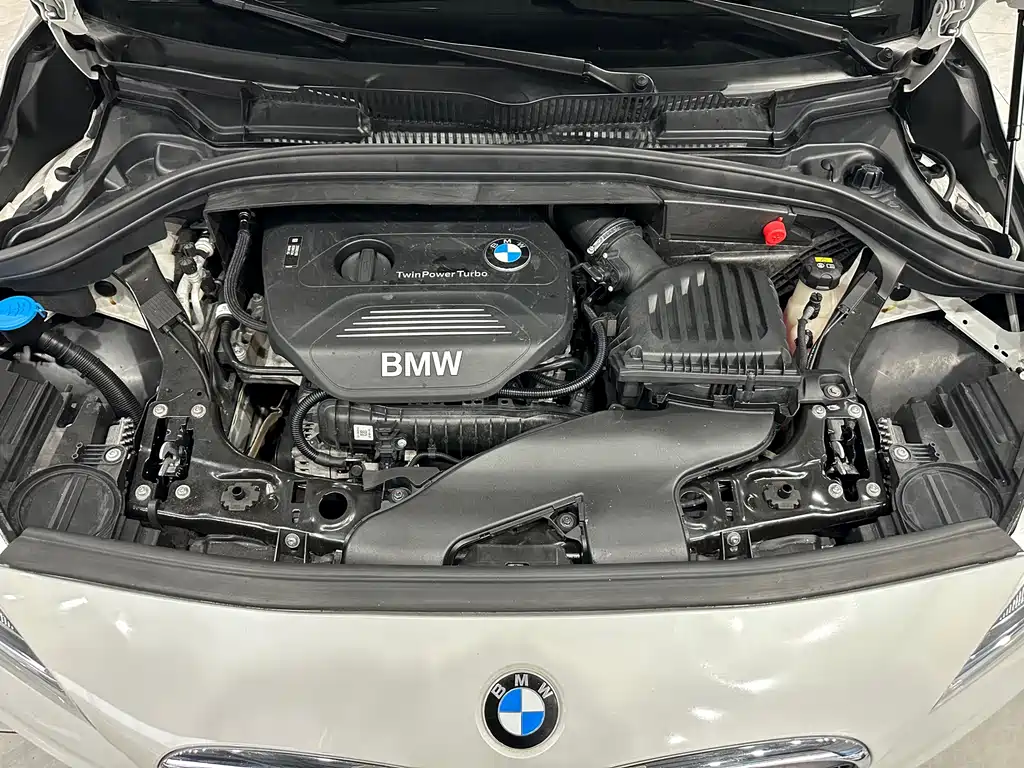 BMW 2 Series Gran Tourer - фото 16