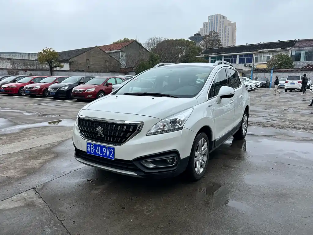 PEUGEOT 3008