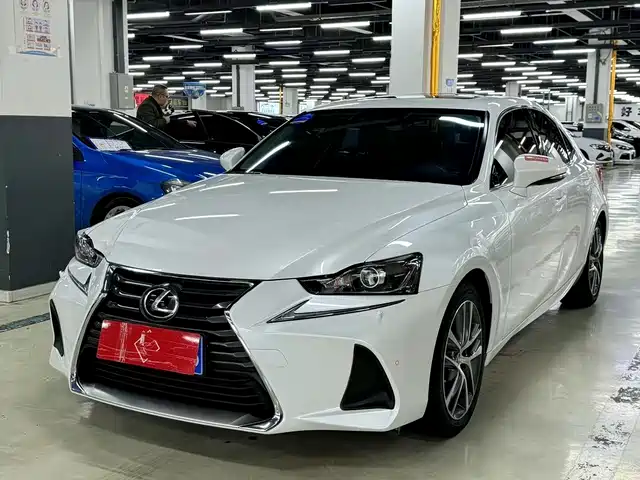 lexus is