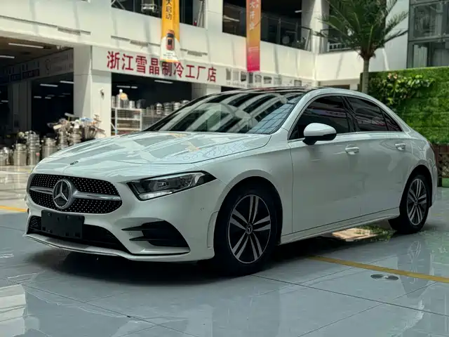 MERCEDES-BENZ  A CLASS