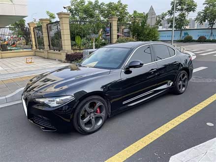 Giulia朱丽叶 2020款 2.0T 280HP 豪华版