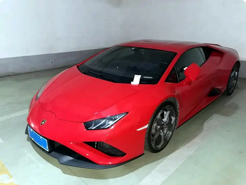 LAMBORGHINI HURACÁN