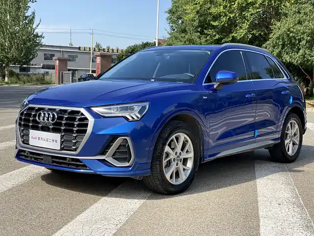 AUDI  Q3 2020