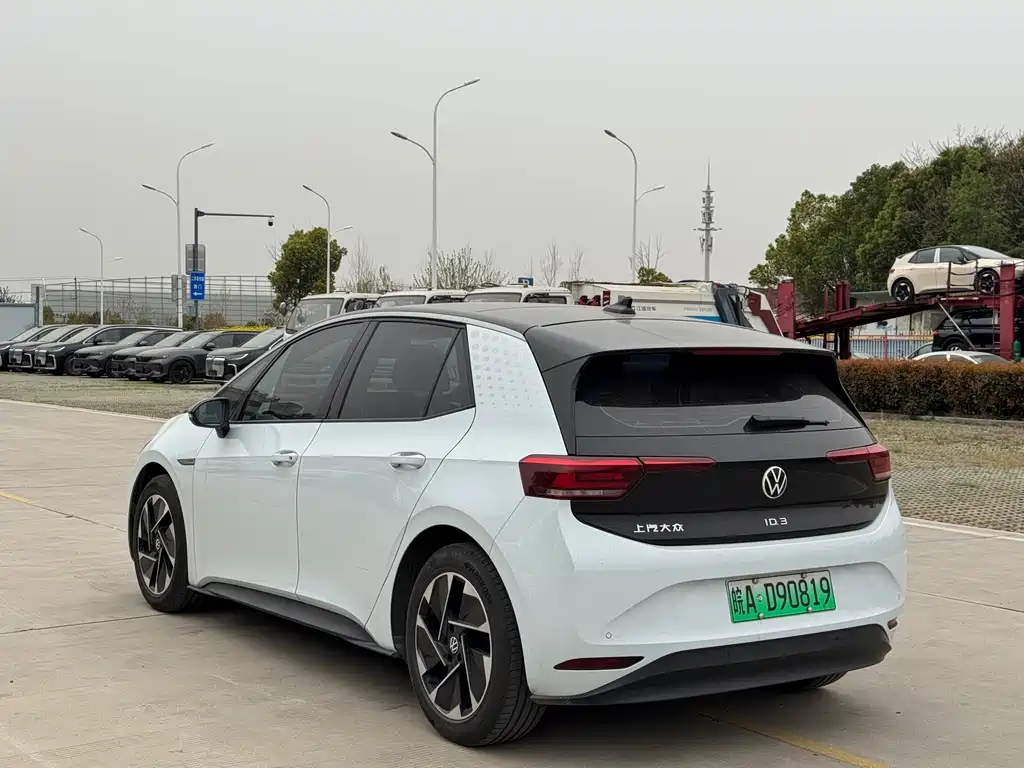 VOLKSWAGEN ID.3