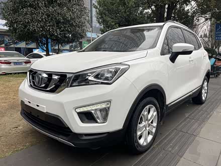 长安CS15 2016款 1.5L 手动豪华版