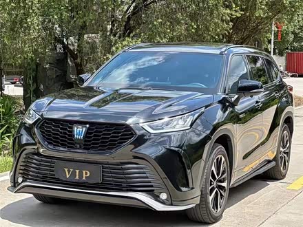 皇冠陆放 2022款 2.5L HEV两驱精英版