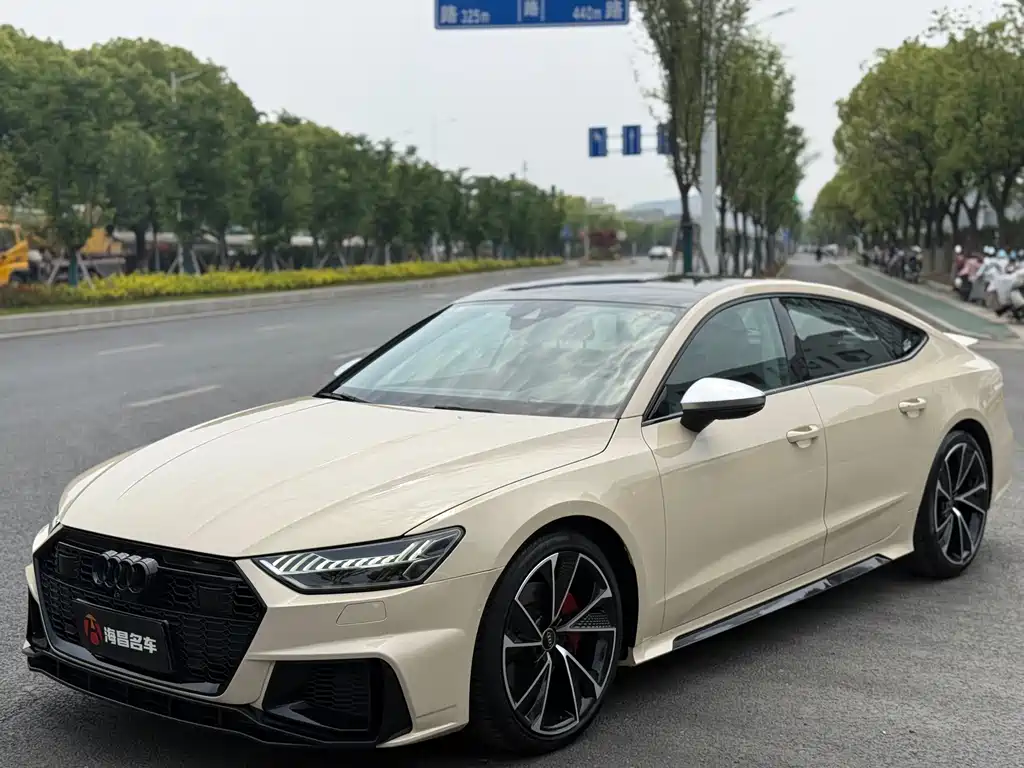 Ауди A7 2020 года 45 TFSI Селектированная версия 56000 km 2020