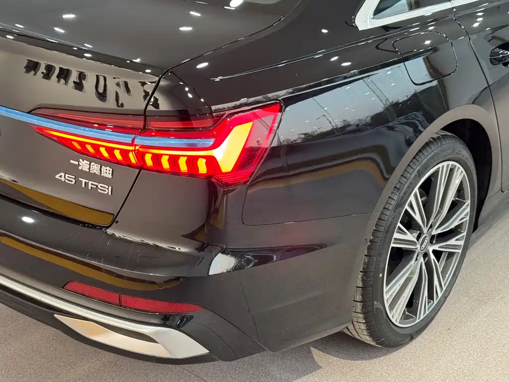 Audi A6L 2026 45 TFSI
