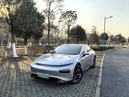 小鹏P7 2020款 670N