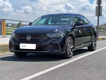 帕萨特 2022款 330TSI 星空精英版