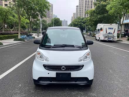 smart fortwo 2012款 1.0 MHD 硬顶标准版
