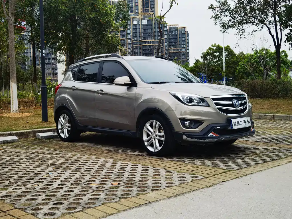 CHANGAN CS35