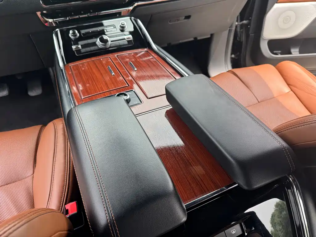 Lincoln Navigator — фотографии объявления, Фото 18