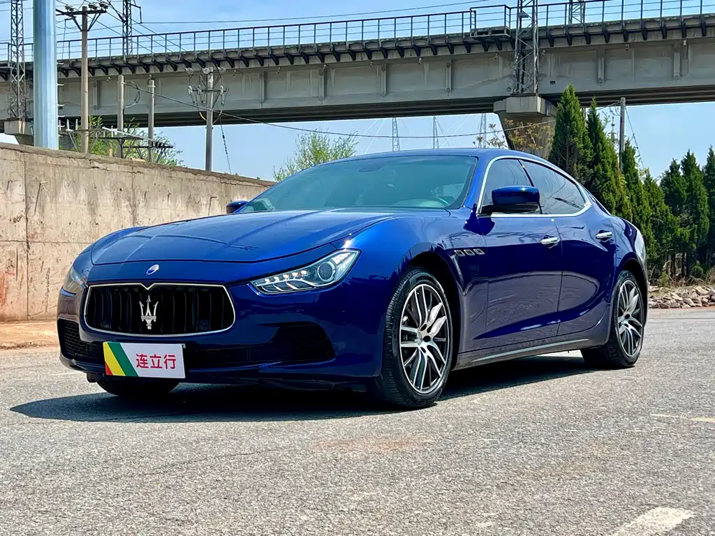 Купить Maserati Ghibli