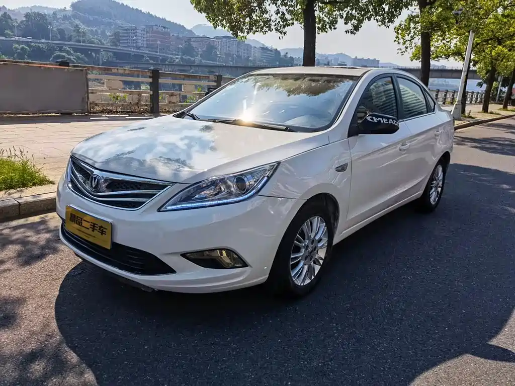Changan Eado 2013