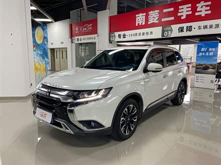 欧蓝德 2019款 2.4L 四驱致享版 7座 国VI