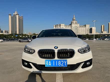宝马1系 2017款 118i 设计套装型