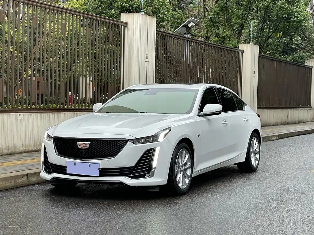CADILLAC  CT5