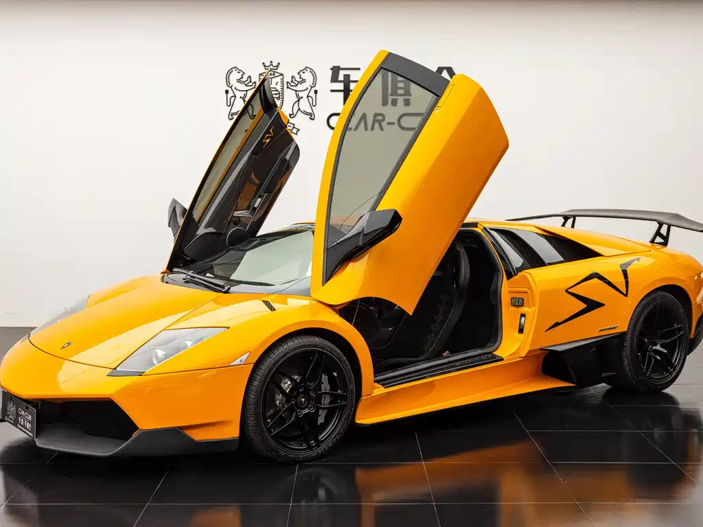 Lamborghini Murcielago 2010