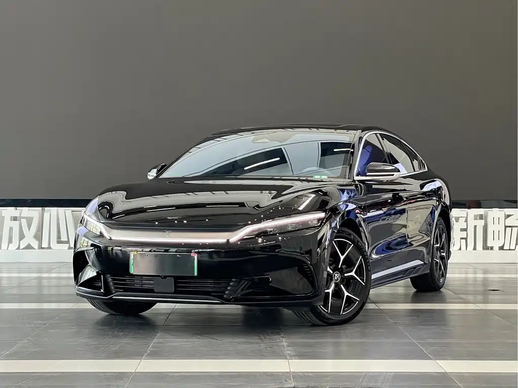 Китайский EV Чонгъяньбань 715KM переднеприводный флагманский тип 2024 года 20000 km 2024