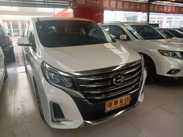 GAC TRUMPCHI M8 2020