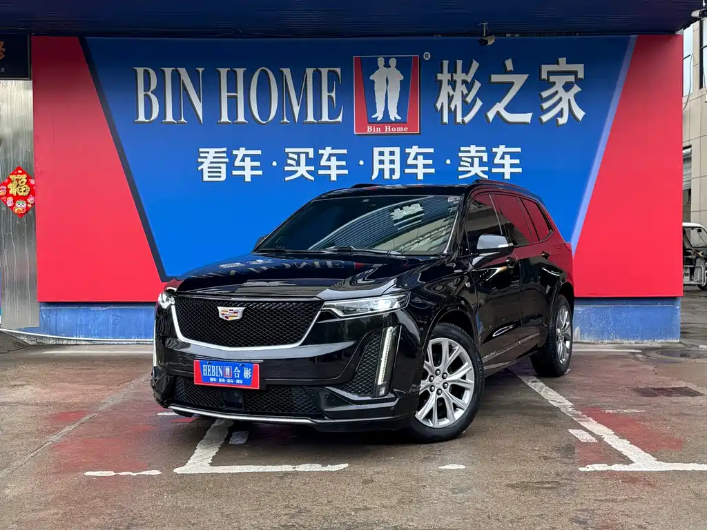 CADILLAC XT6