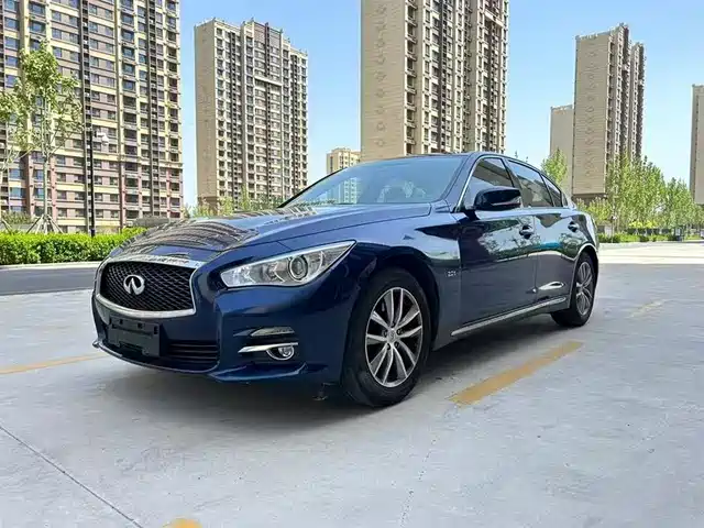INFINITI  Q50L 2017