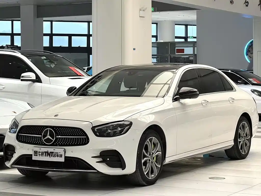 Mercedes-Benz E-Class 2022