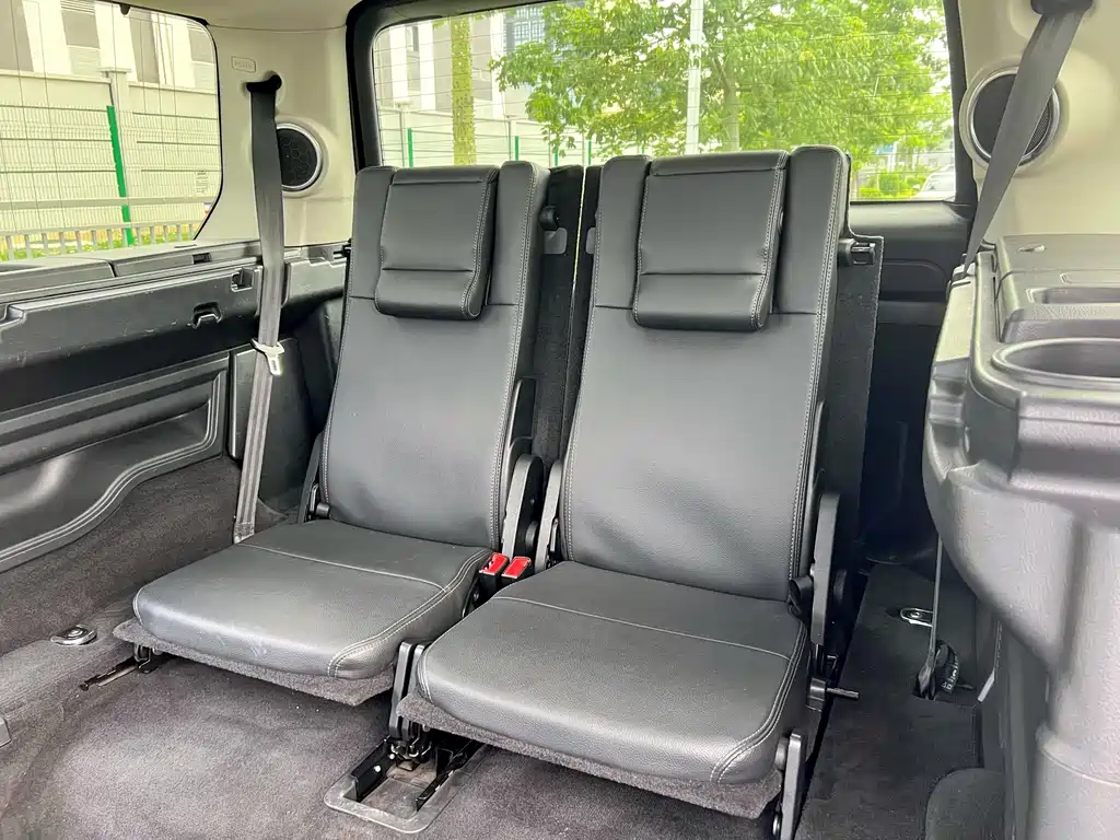 Land Rover Discovery 2015 3.0 SC V6 HSE