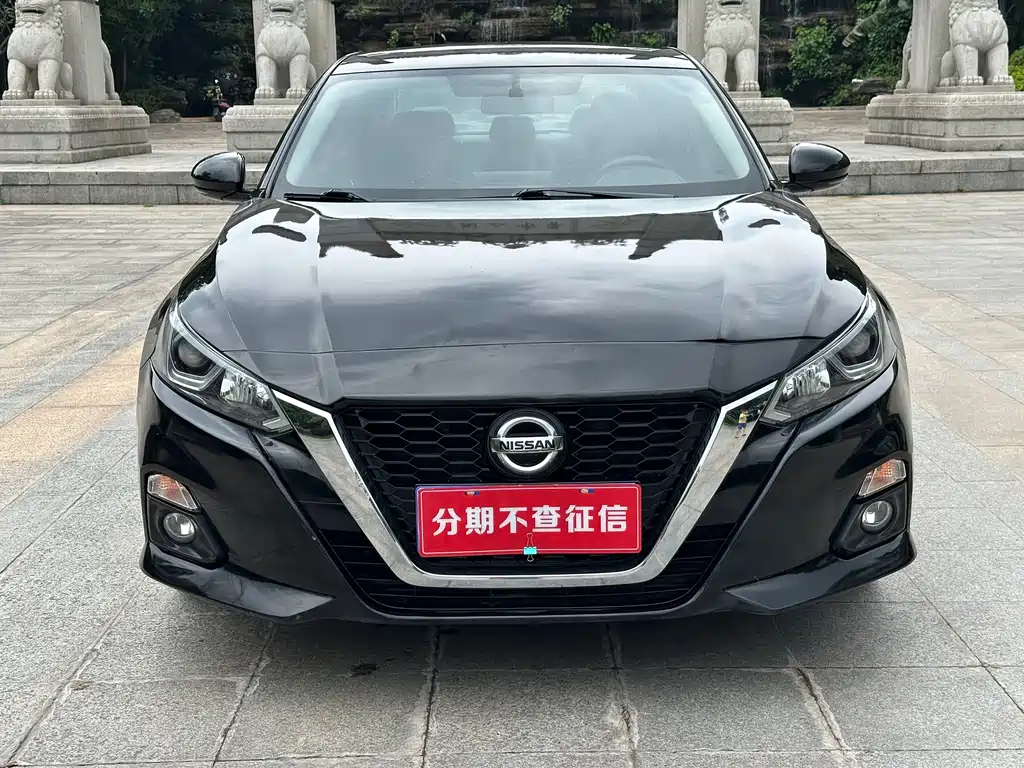 NISSAN TEANA