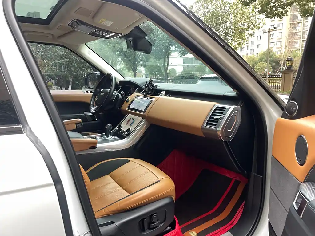 LAND ROVER RANGE ROVER SPORT