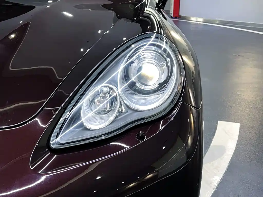 Porsche Panamera 2013 Panamera 4 Platinum Edition 3.6L