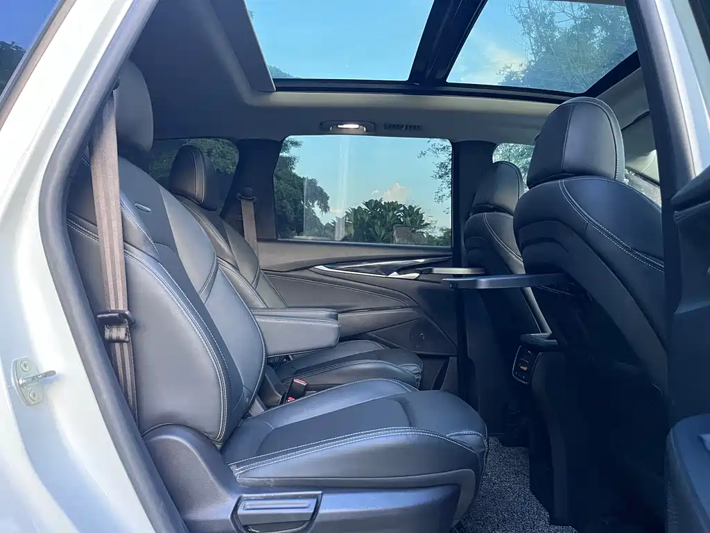 SAIC MAXUS CHASE G50