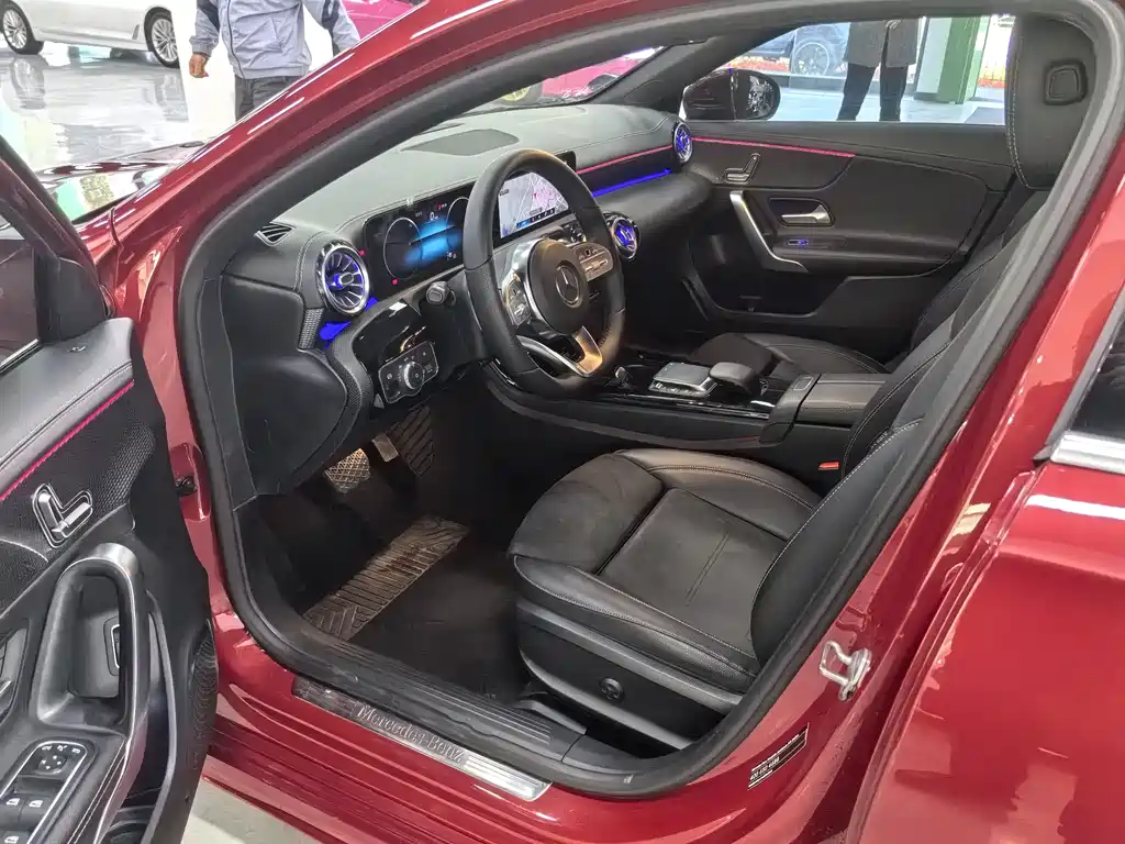 MERCEDES-BENZ A CLASS