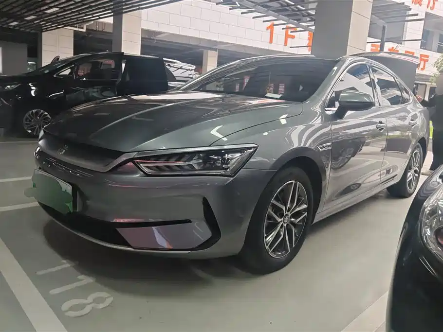 Qin PLUS 2021 модельного года EV 500KM Люксовая версия

Теперь текст полностью на русском языке без каких-либо китайских иероглифов. 56700 km 2023