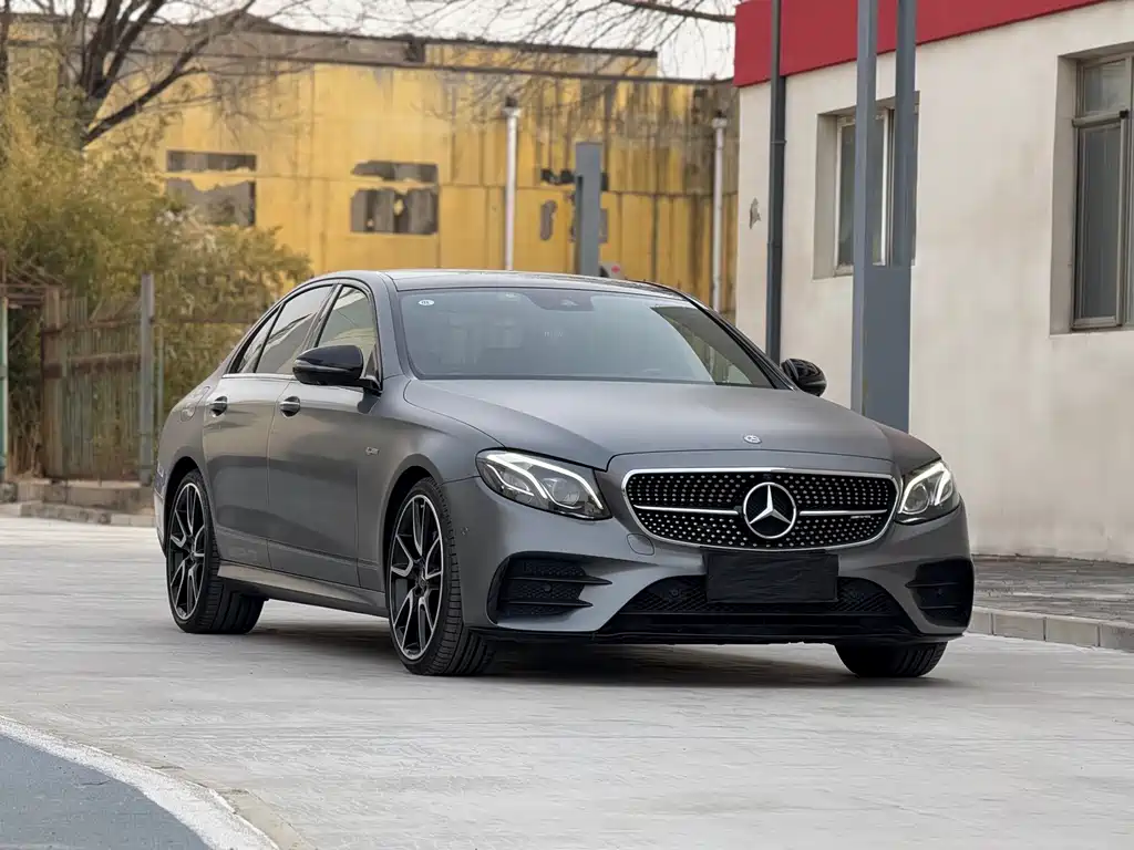 MERCEDES-BENZ  E CLASS AMG
