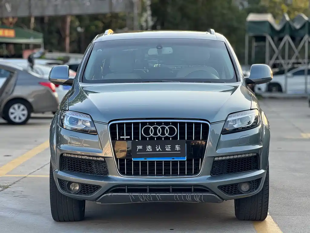 Audi Q7 2007 4.2 FSI quattro Luxury