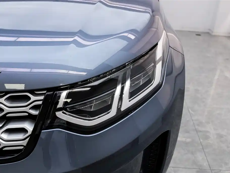 LAND ROVER DISCOVER SPORTS