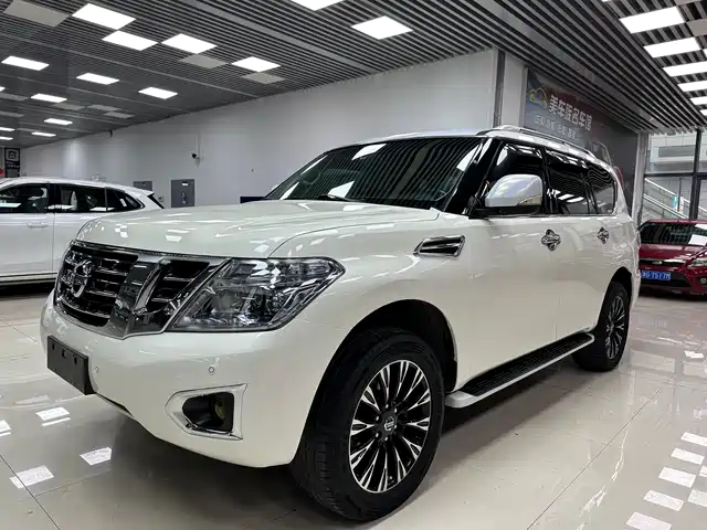 NISSAN TOURE 2019