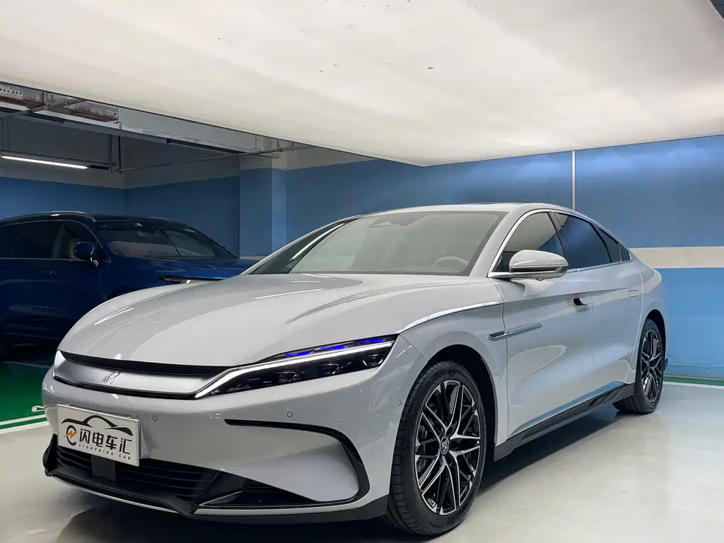 Китай 2025 года EV 605KM Великолепный Тип 800 km 2025
