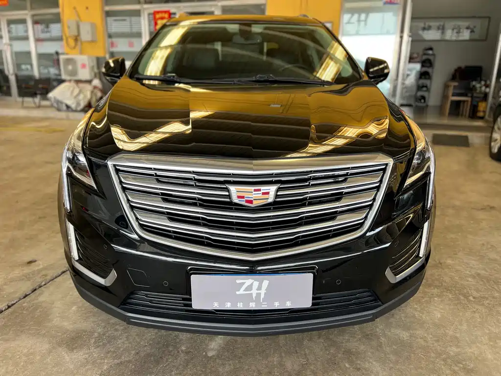 CADILLAC XT5