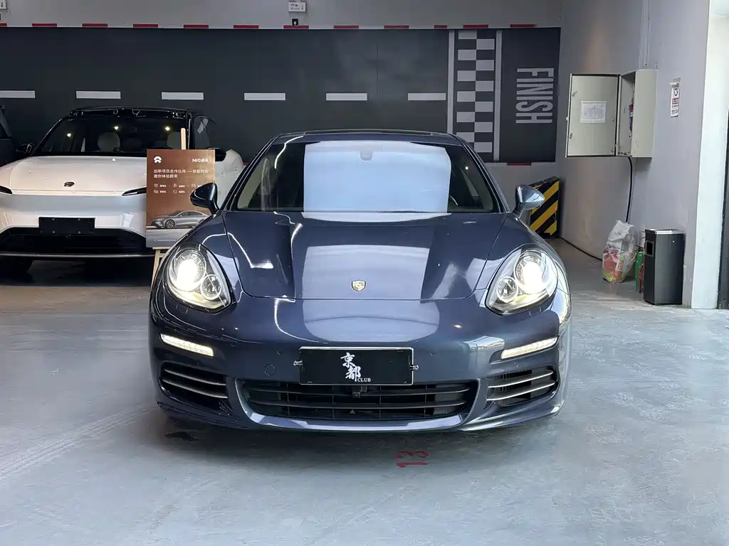 Porsche Panamera 2014 Panamera 4 3.0T