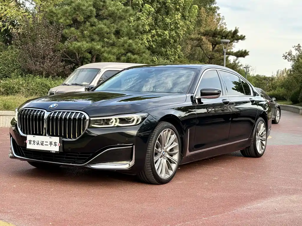 BMW 7 SERIES
