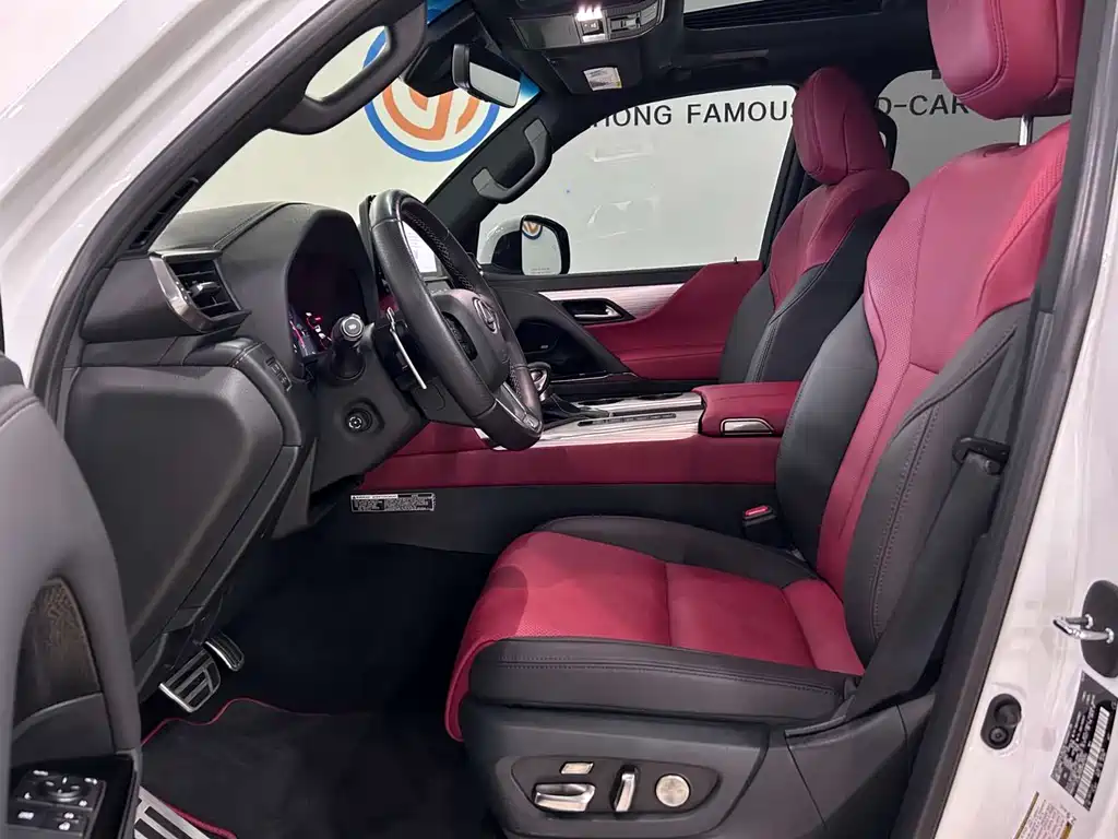 Lexus LX 2023 600