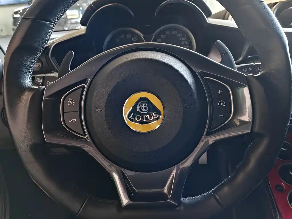 LOTUS SPORTS CAR EVORA