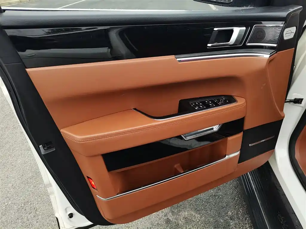 ZOTYE  T700